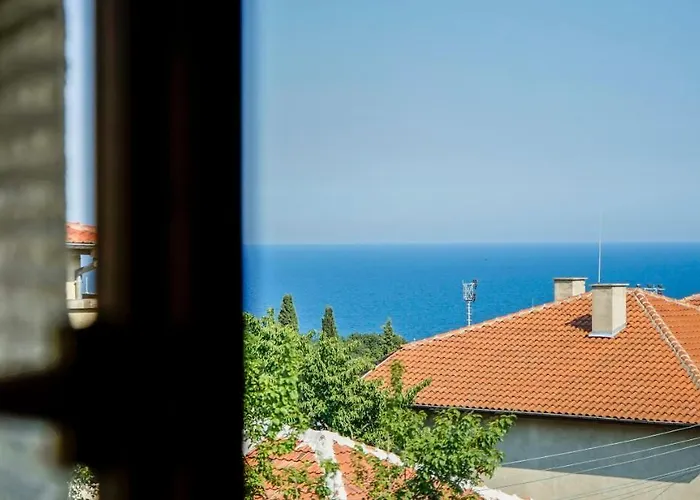 Tatyana 3* Byala (Varna)